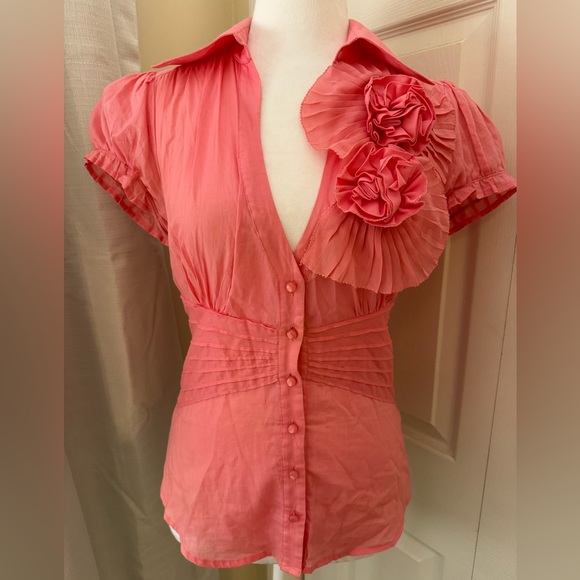 Bebe v neck button down pink short sleeve shirt  size S - Picture 1 of 13